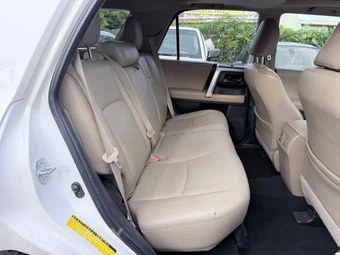 2012 Toyota 4Runner SR5 - miniatura 13