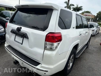 2012 Toyota 4Runner SR5 - miniatura 5