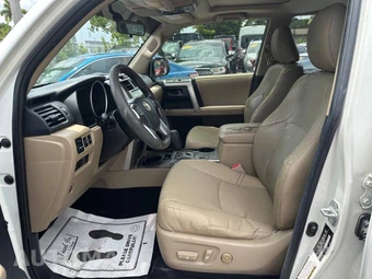 2012 Toyota 4Runner SR5 - miniatura 9