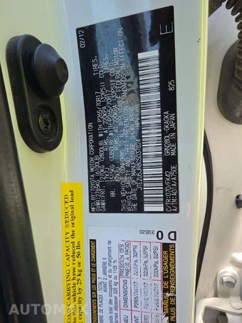 2012 Toyota 4Runner SR5 - miniatura 5