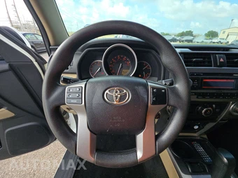 2012 Toyota 4Runner SR5 - miniatura 10