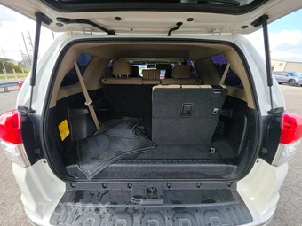 2012 Toyota 4Runner SR5 - miniatura 17