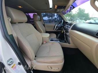 2012 Toyota 4Runner SR5 - miniatura 8