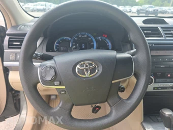 2012 Toyota Camry Hybrid LE - miniatura 10