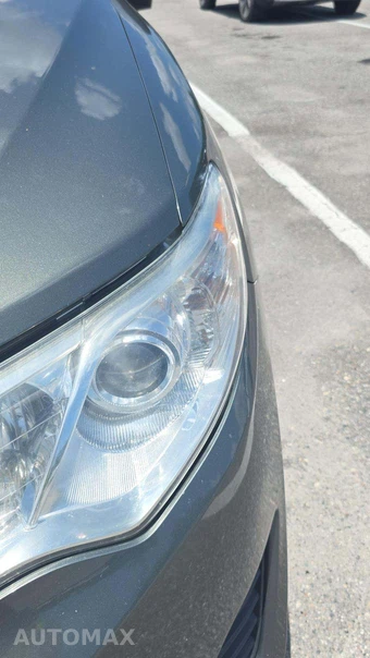 2012 Toyota Camry Hybrid LE - miniatura 29