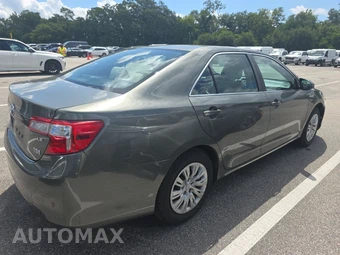 2012 Toyota Camry Hybrid LE - miniatura 4