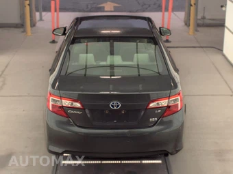 2012 Toyota Camry Hybrid LE – miniatura 5