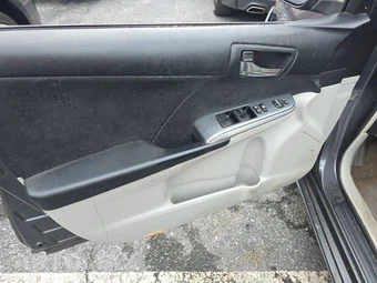 2012 Toyota Camry Hybrid LE – miniatura 9