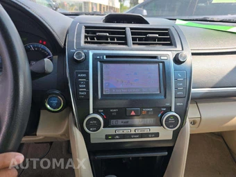2012 Toyota Camry Hybrid XLE – miniatura 10