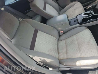 2012 Toyota Camry LE – miniatura 15