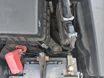 2012 Toyota Camry LE – miniatura 34