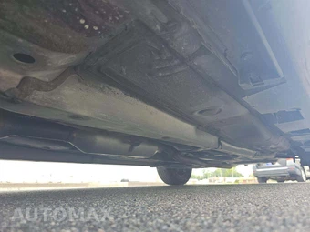 2012 Toyota Camry LE – miniatura 4