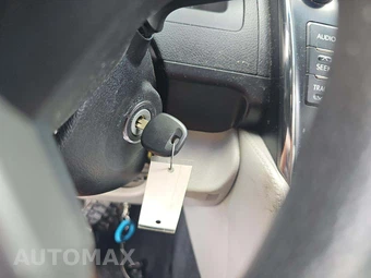 2012 Toyota Camry LE – miniatura 5