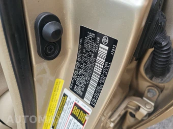 2012 Toyota Camry LE – miniatura 14