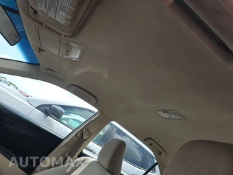 2012 Toyota Camry LE – miniatura 19