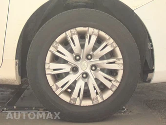 2012 Toyota Camry LE – miniatura 10