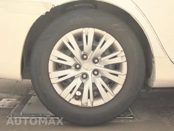 2012 Toyota Camry LE – miniatura 11