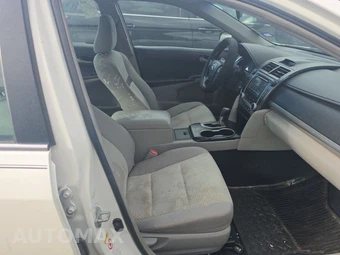 2012 Toyota Camry LE – miniatura 14