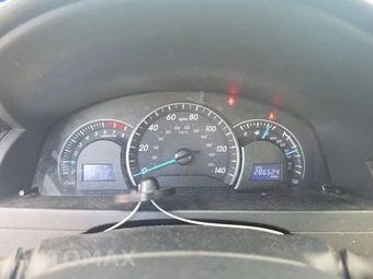 2012 Toyota Camry LE – miniatura 18