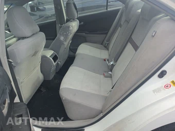 2012 Toyota Camry LE – miniatura 19