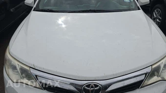 2012 Toyota Camry LE – miniatura 28