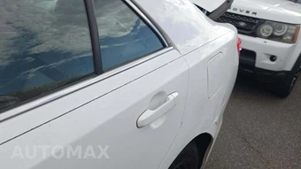 2012 Toyota Camry LE – miniatura 39