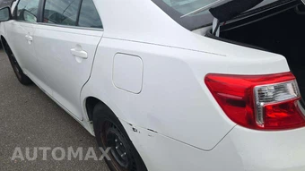 2012 Toyota Camry LE – miniatura 40