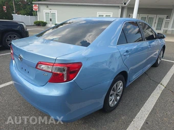2012 Toyota Camry LE - miniatura 4