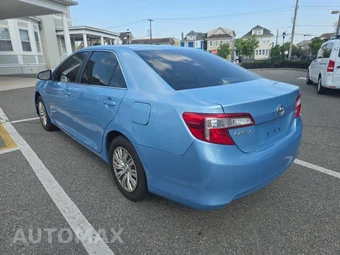 2012 Toyota Camry LE - miniatura 6