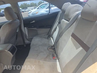 2012 Toyota Camry LE - miniatura 13
