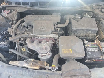 2012 Toyota Camry LE - miniatura 16