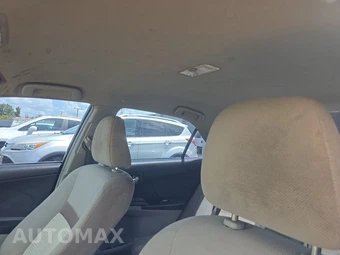 2012 Toyota Camry LE - miniatura 18