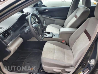 2012 Toyota Camry LE - miniatura 8