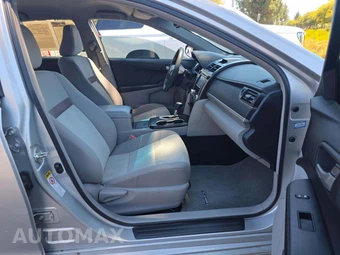 2012 Toyota Camry LE – miniatura 15
