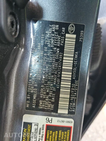 2012 Toyota Camry LE – miniatura 14