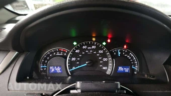 2012 Toyota Camry LE – miniatura 17