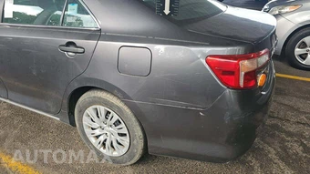 2012 Toyota Camry LE – miniatura 46