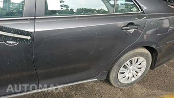 2012 Toyota Camry LE – miniatura 53