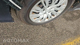 2012 Toyota Camry LE – miniatura 55