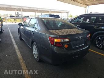 2012 Toyota Camry LE – miniatura 6