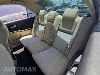 2012 Toyota Camry LE – miniatura 13