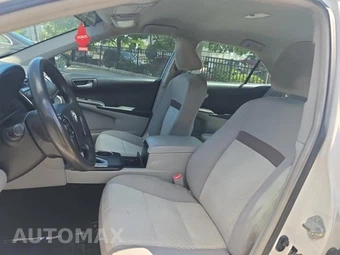 2012 Toyota Camry LE – miniatura 13
