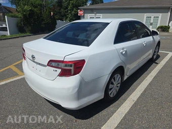 2012 Toyota Camry LE – miniatura 4