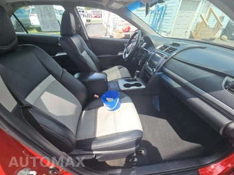 2012 Toyota Camry SE – miniatura 18