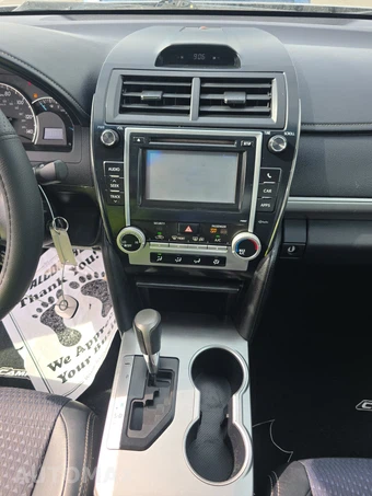 2012 Toyota Camry SE - miniatura 11