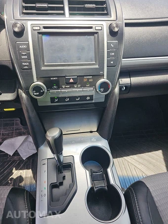 2012 Toyota Camry SE – miniatura 11