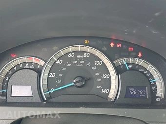 2012 Toyota Camry SE – miniatura 12