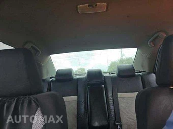 2012 Toyota Camry SE – miniatura 12