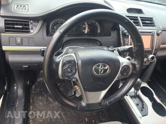 2012 Toyota Camry SE – miniatura 10