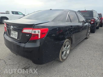 2012 Toyota Camry SE – miniatura 4